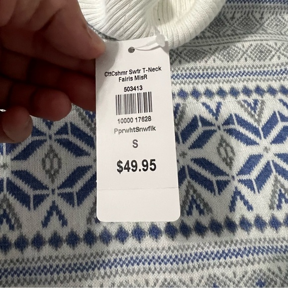 NWT L.L. Bean White and Blue Patterned Turtleneck Sweater women’s size s - Picture 2 of 6